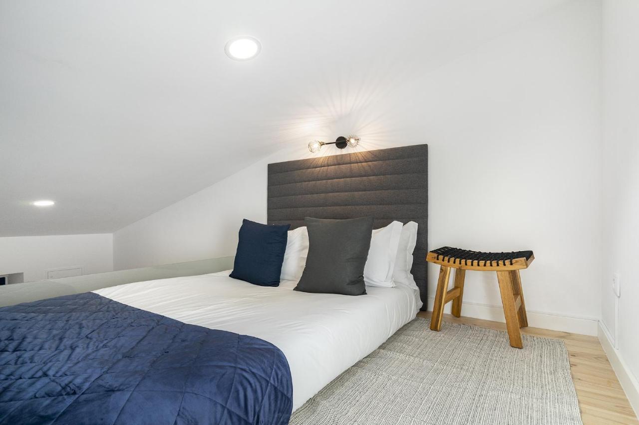 Whome Urban Escape: 1-br W/mezzanine Near Campo Ourique Lejlighed